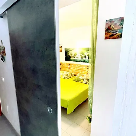 Casita Mara! 2' Line To The Sea, Shops And Bar's Puerto del Carmen (Lanzarote)