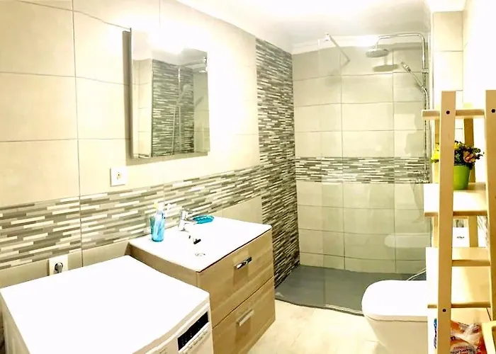 Casita Mara! 2' Line To The Sea, Shops And Bar's Apartamento *