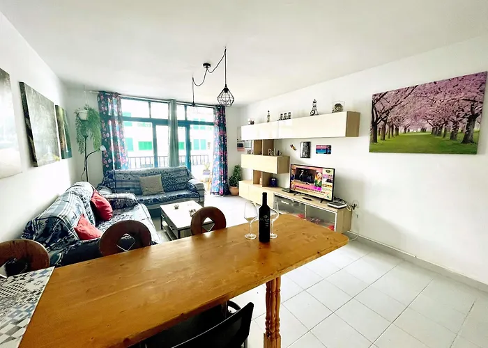 Casita Mara! 2' Line To The Sea, Shops And Bar's Apartamento *