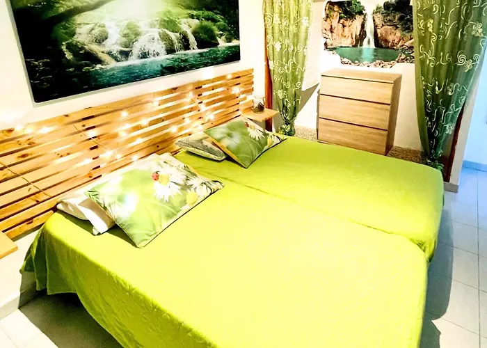 Casita Mara! 2' Line To The Sea, Shops And Bar's Apartamento