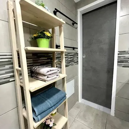 Casita Mara! 2' Line To The Sea, Shops And Bar's