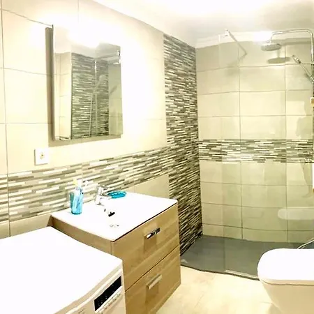 Casita Mara! 2' Line To The Sea, Shops And Bar's Apartament *