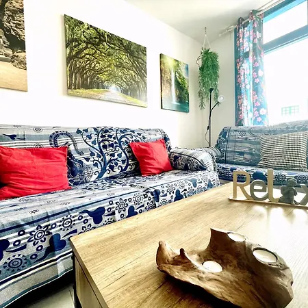 Casita Mara! 2' Line To The Sea, Shops And Bar's Apartment Tias